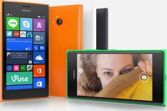 Nokia Lumia 735 - obrázek mobilního telefonu
