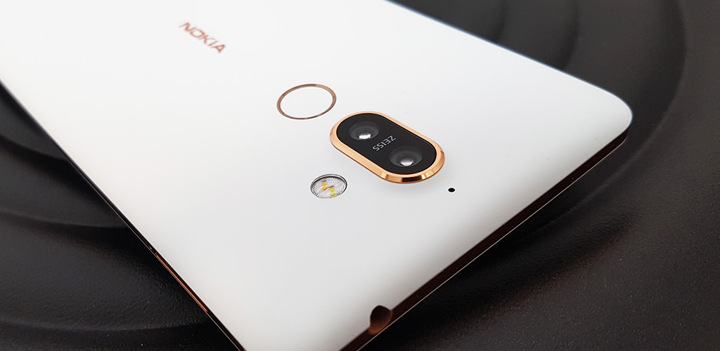 Mobil Nokia 7 Plus - spolehlivá kráska co vydrží