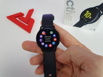 Mnoho aplikací na hodinkách Samsung Galaxy Watch Active2