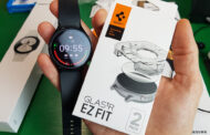 Kvalitní sklo na hodinky či mobil? Recenze Spigen Glas.tR EZ Fit